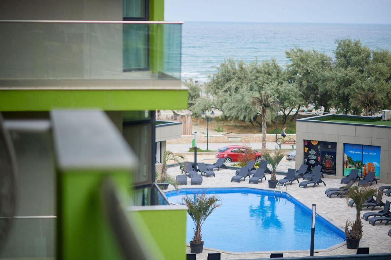 Sea La Vie 2Br Apt Spa N Pool Beach Resort Navodari Exterior photo